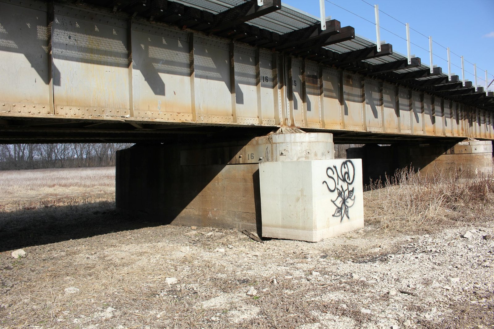 Pier #16